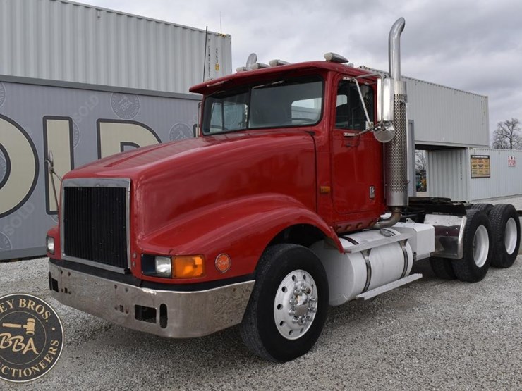 1992-international-9400-image-3