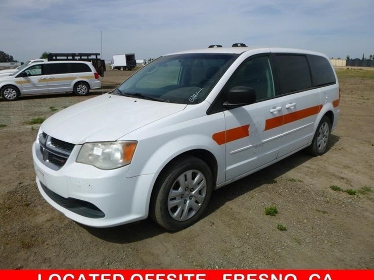2014-dodge-grand-caravan-image-1