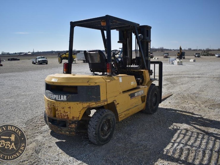 1995-caterpillar-dp40-image-12