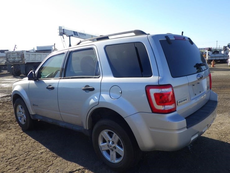 2009-ford-escape-image-4