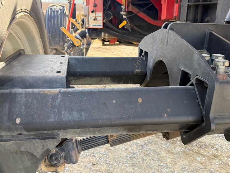 2011-apache-as1020-image-39