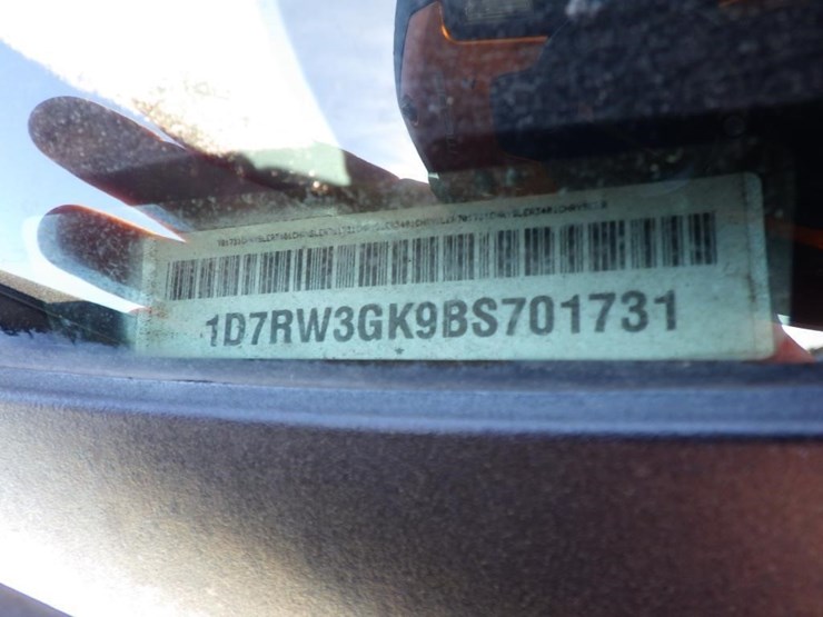 2011-dodge-dakota-image-14