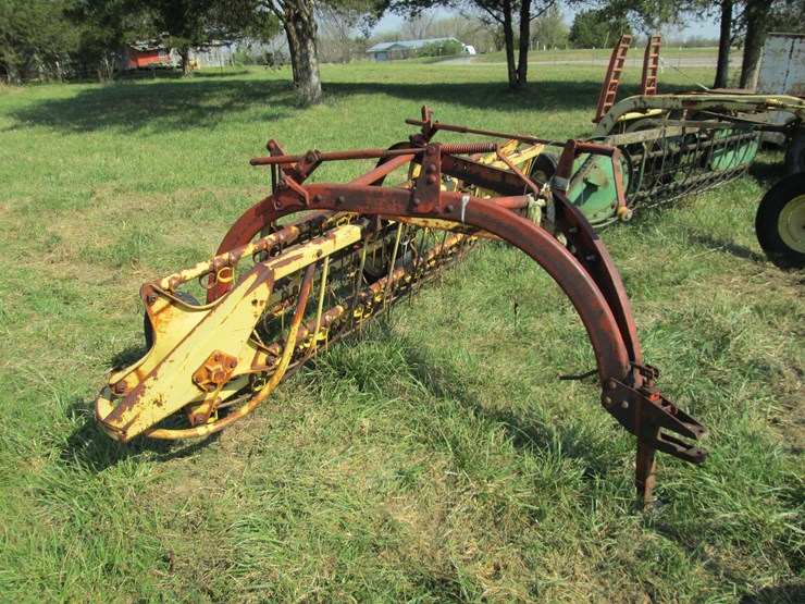 new-holland-256-image-2