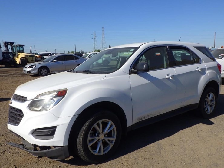 2017-chevrolet-equinox-image-1