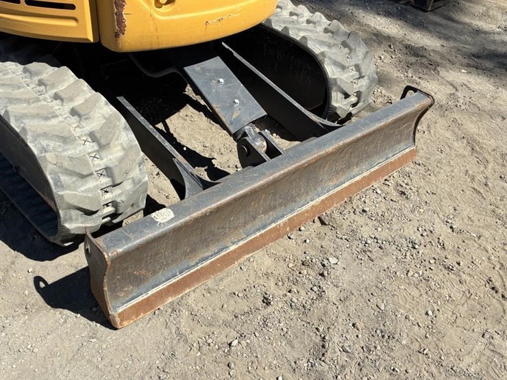 2024-deere-26-p-tier-image-12