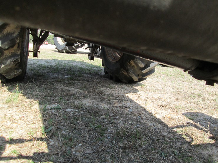 new-holland-1725-image-29