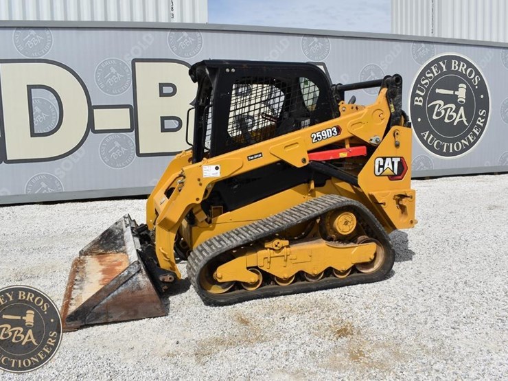 2023-caterpillar-259d3-image-6
