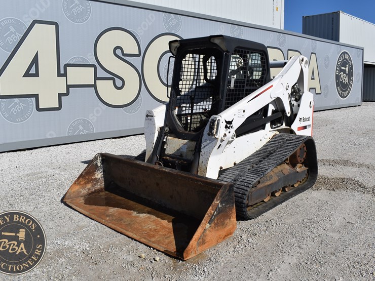 2016-bobcat-t650-image-4
