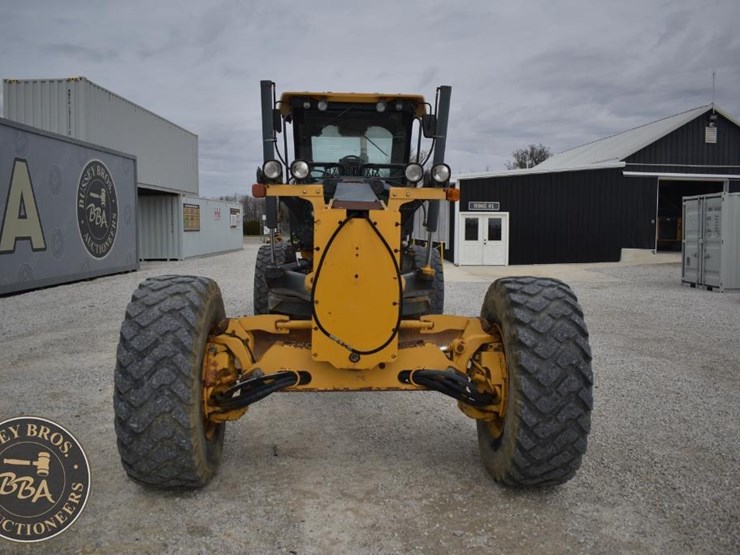 2007-deere-672d-image-23