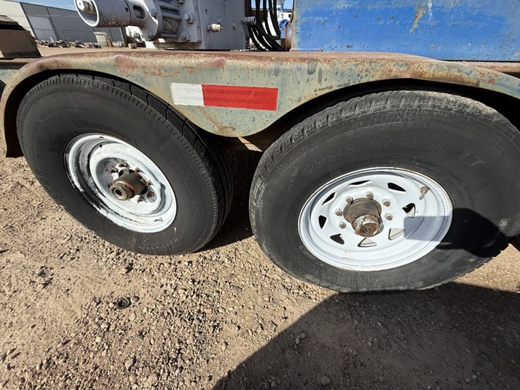 7-1/16-reedy-5m-2-7/8-hyd-bop-3-station-mtd-on-1999-hmde-t/a-bp-accumulator-closing-unit-trailer-image-9