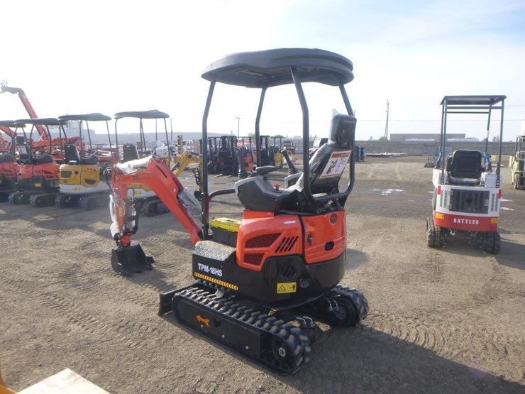 2026-tpm-18hs-hydraulic-excavator-image-4