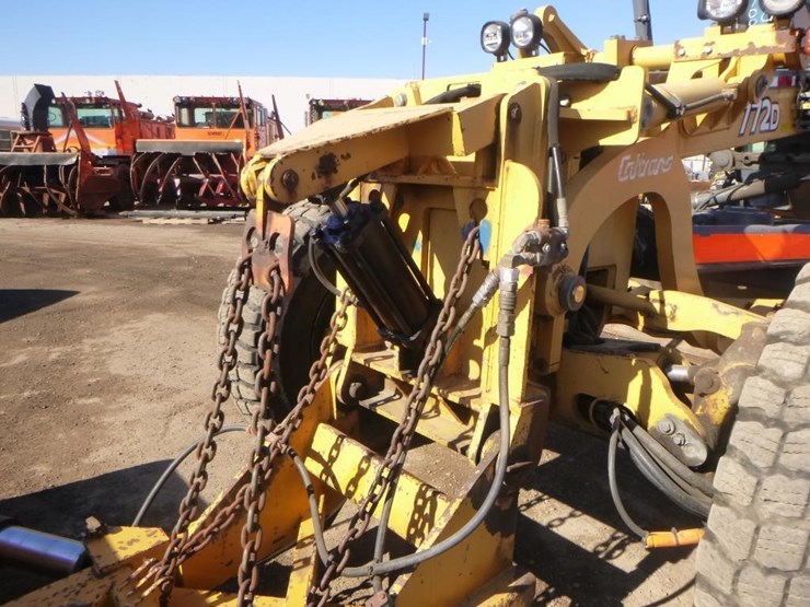 2008-deere-772d-image-15