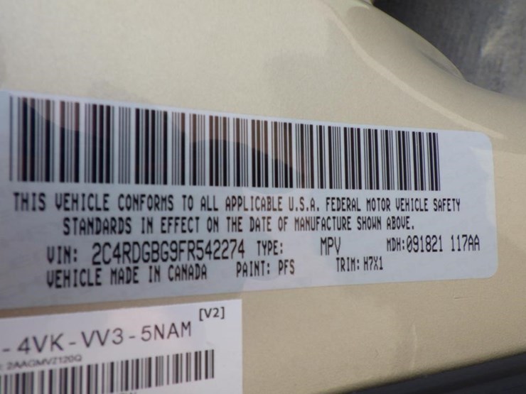 2015-dodge-grand-caravan-image-17