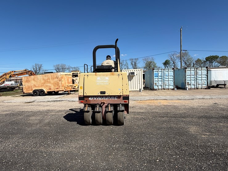 2006-dynapac-cp142-image-5