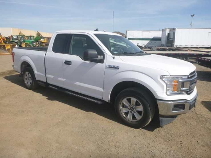 2020-ford-f150-image-2