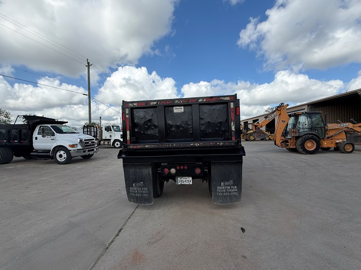 2019-ford-f750-image-4