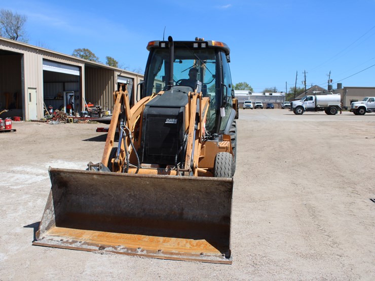 2014-case-580n-image-3