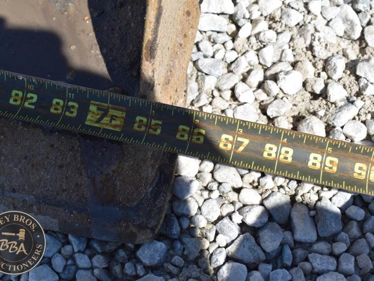 2020-takeuchi-tl8r2-image-22