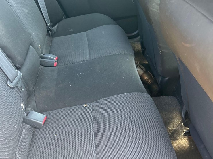 2004-subaru-impreza-awd-sedan-image-13