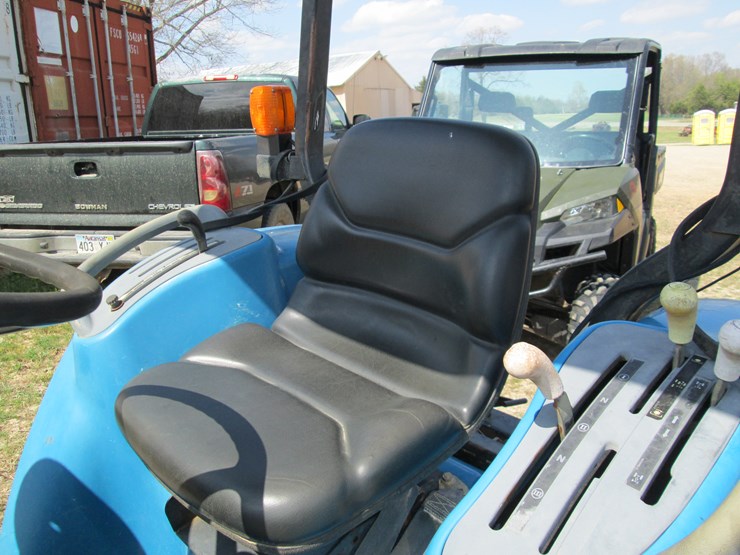 new-holland-1725-image-23