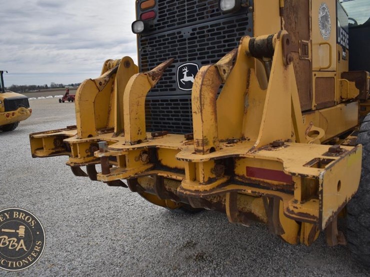 2007-deere-672d-image-39