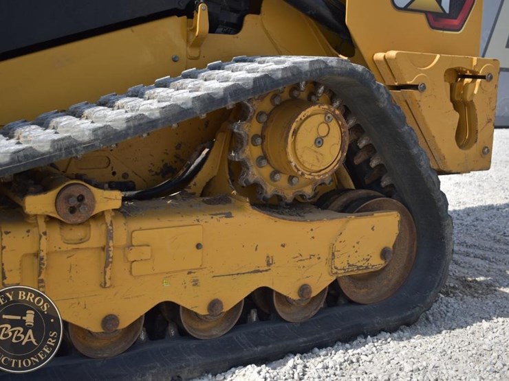 2022-caterpillar-259d3-image-25