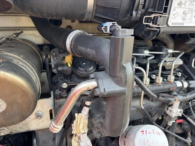 2017-bobcat-t650-image-45