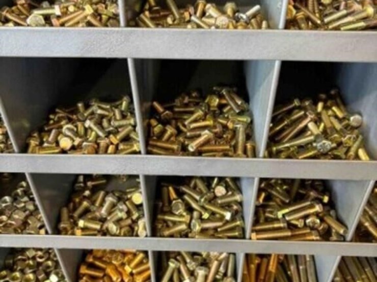 72-hole-bolt-bin-with-hardware-image-5