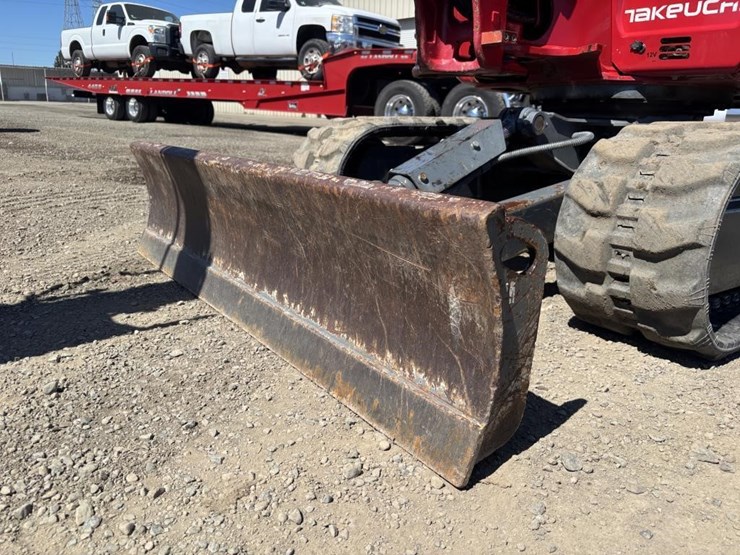 2020-takeuchi-tb230-image-9