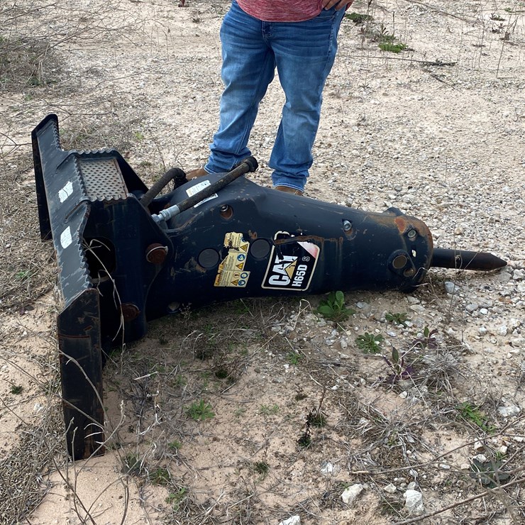 #4001 • Caterpillar Skid Steer Breaker