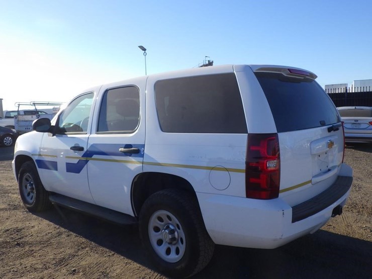 2014-chevrolet-tahoe-image-4