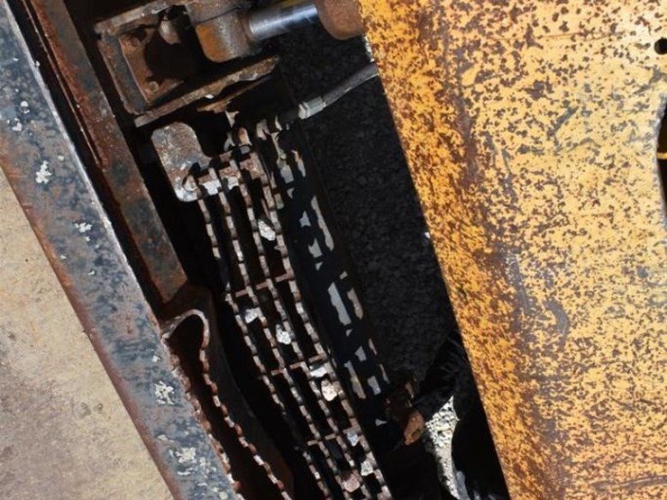 2020-caterpillar-289d3-image-28