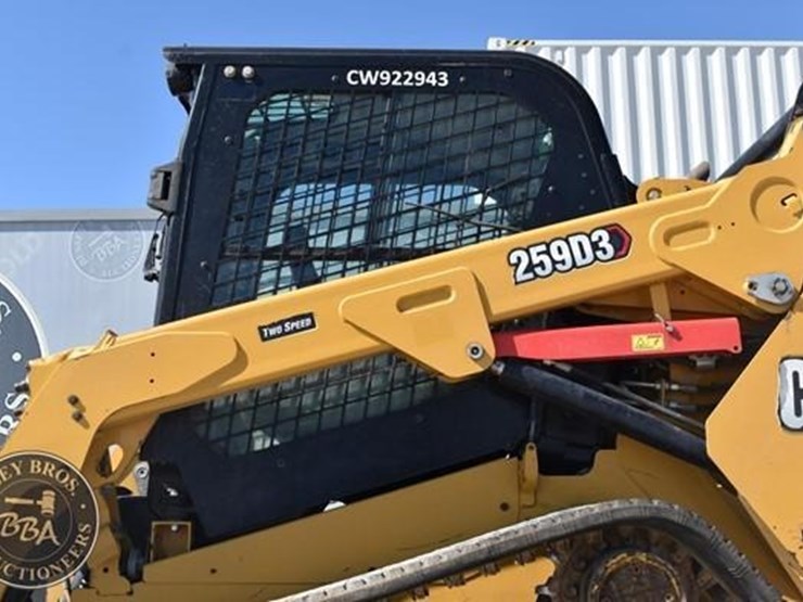 2023-caterpillar-259d3-image-38