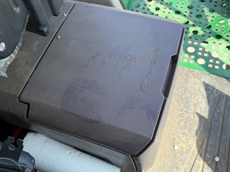 2014-john-deere-s670-image-178