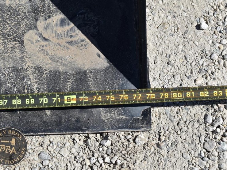 2012-caterpillar-257b3-image-33