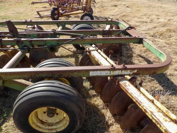 john-deere-t0210-image-11