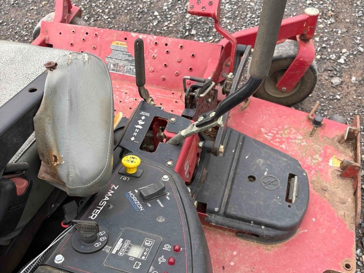 toro-6000-series-master-zero-turn-mower-image-10
