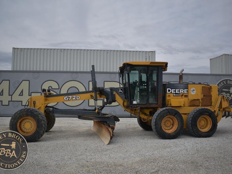2007-deere-672d-image-7