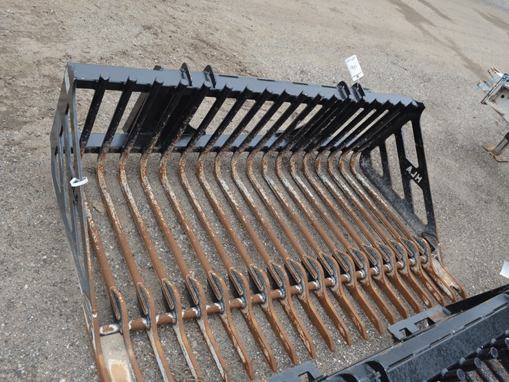 hla-stone-fork-image-1