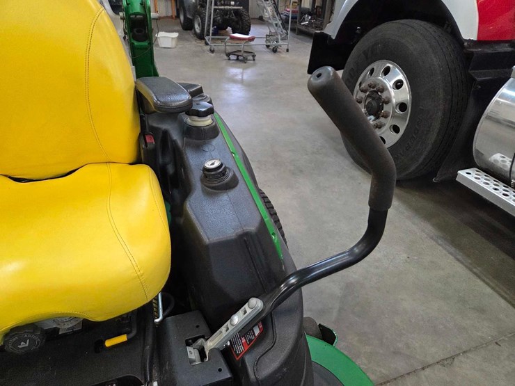 2016-john-deere-930-image-21