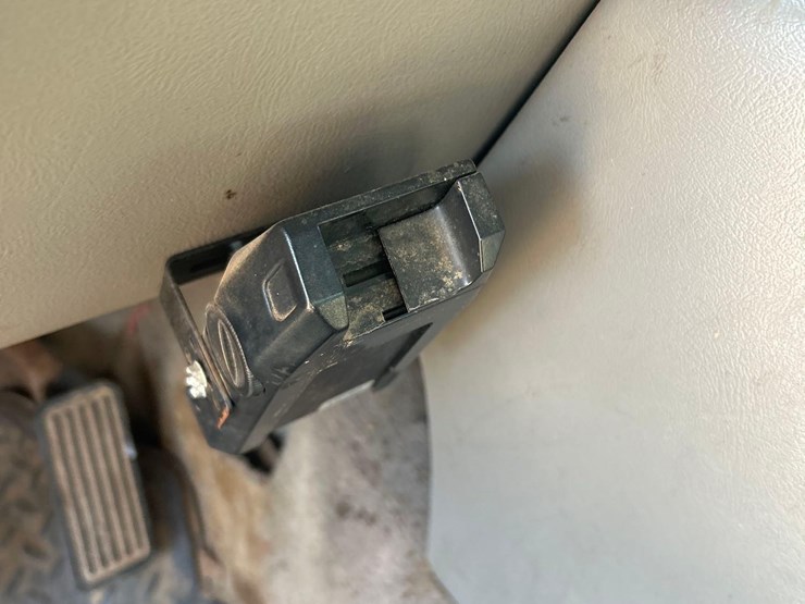 2001-chevrolet-2500hd-image-50