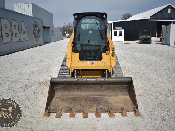 2022-caterpillar-259d3-image-16