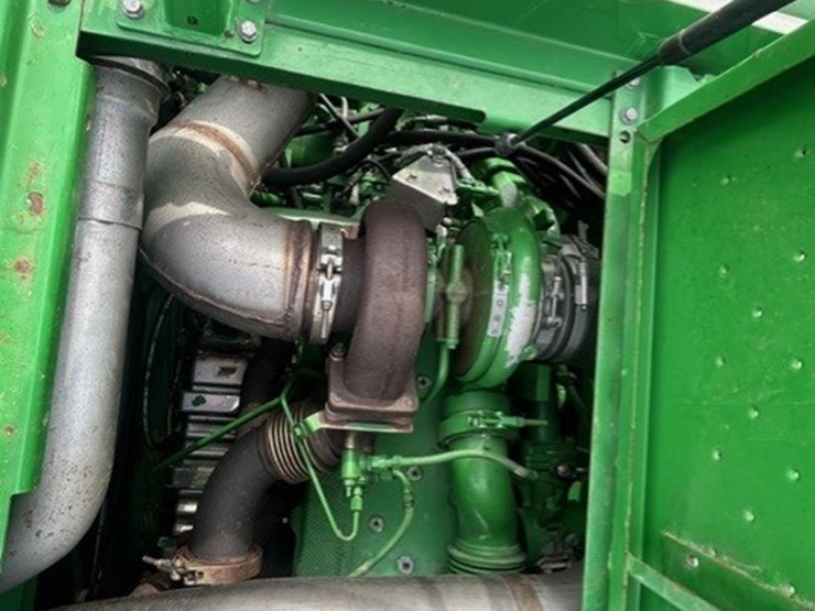 #2401-•-2014-john-deere-s680s-sts-combine-w/-630d-header-and-ja-mar-trailer-image-5