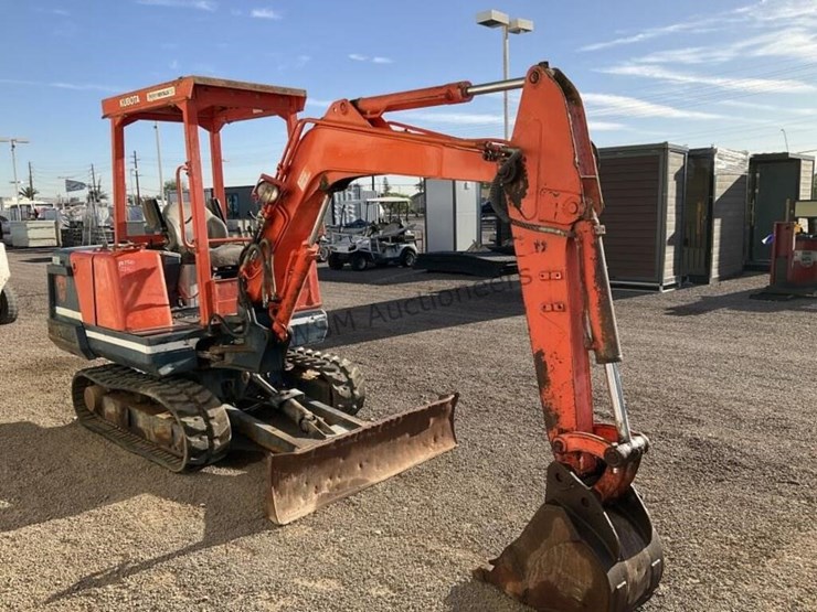 kubota-kx71-image-4