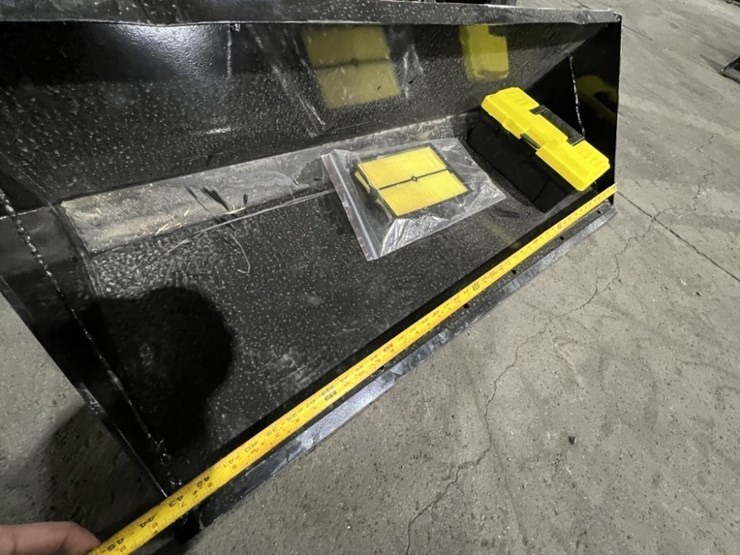 2026-sdlool-sl380-mini-compact-track-loader-image-13