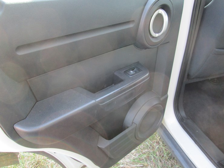 2008-dodge-nitro-image-17