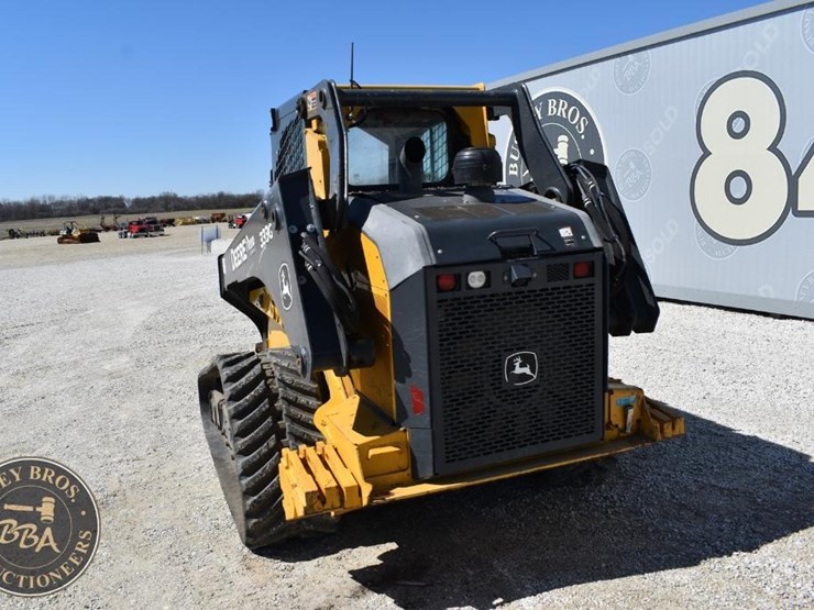 2019-deere-333g-image-19