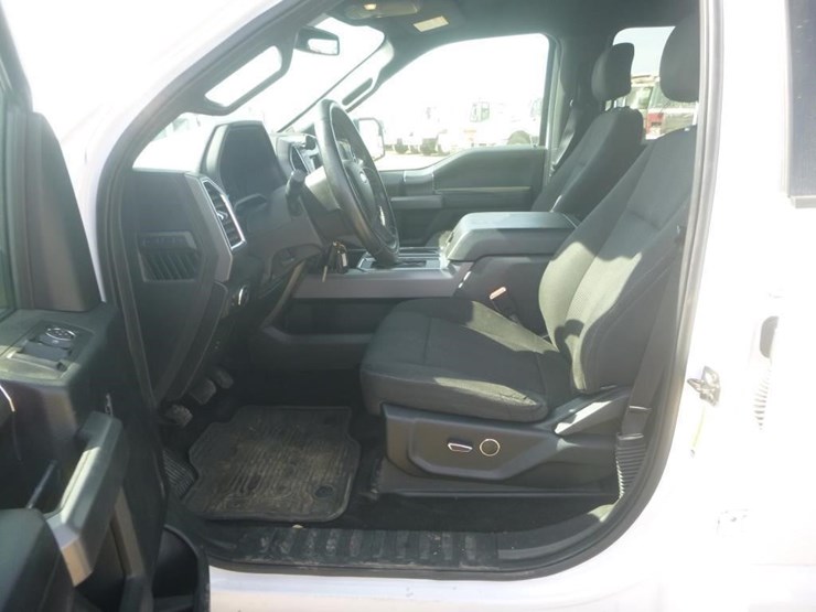 2015-ford-f150-image-8