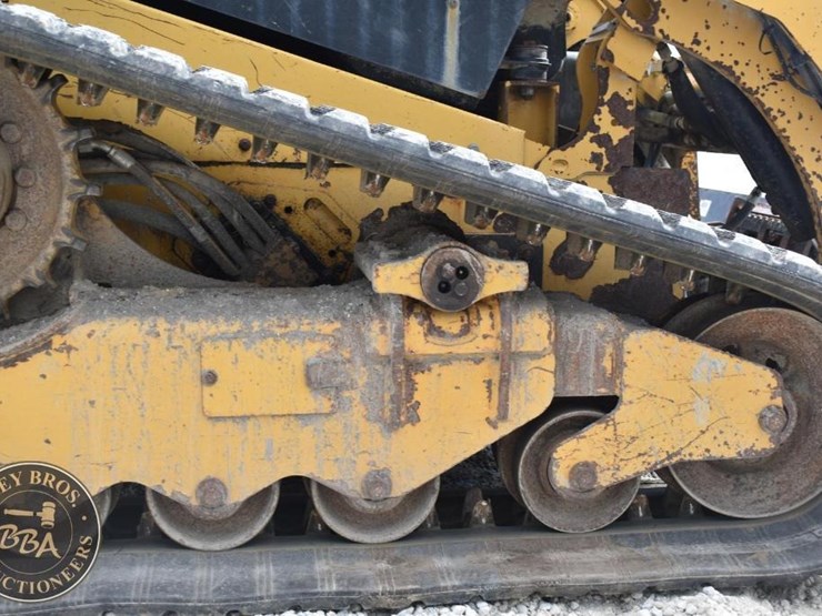2020-caterpillar-289d3-image-49