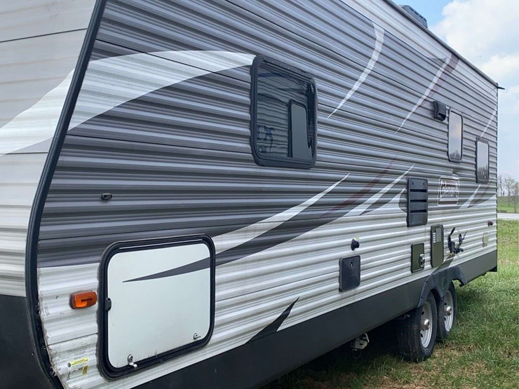 2019-dutchmen-coleman-lantern-edition-250tq-image-2